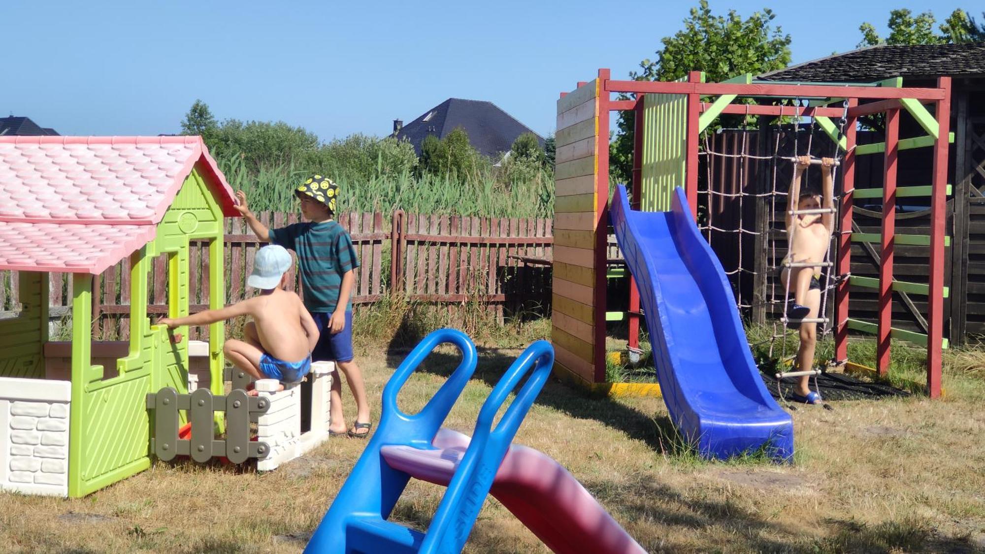 Sloneczny Dom Pokoje I Apartament Na Wynajem Leba Exteriér fotografie