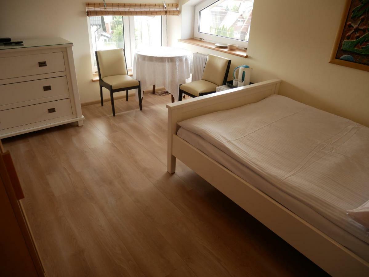 Sloneczny Dom Pokoje I Apartament Na Wynajem Leba Exteriér fotografie