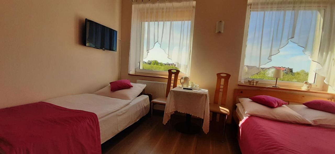 Sloneczny Dom Pokoje I Apartament Na Wynajem Leba Exteriér fotografie