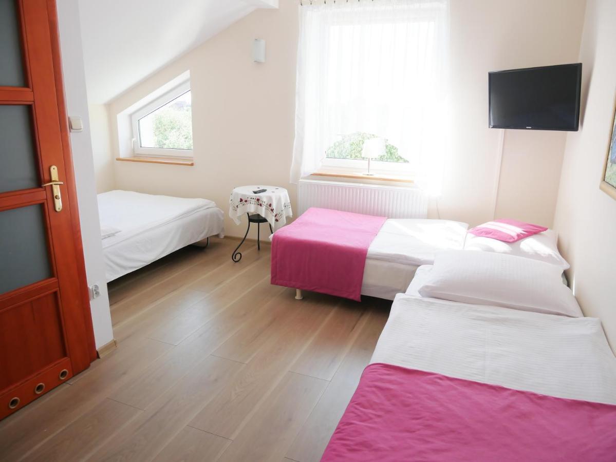 Sloneczny Dom Pokoje I Apartament Na Wynajem Leba Exteriér fotografie