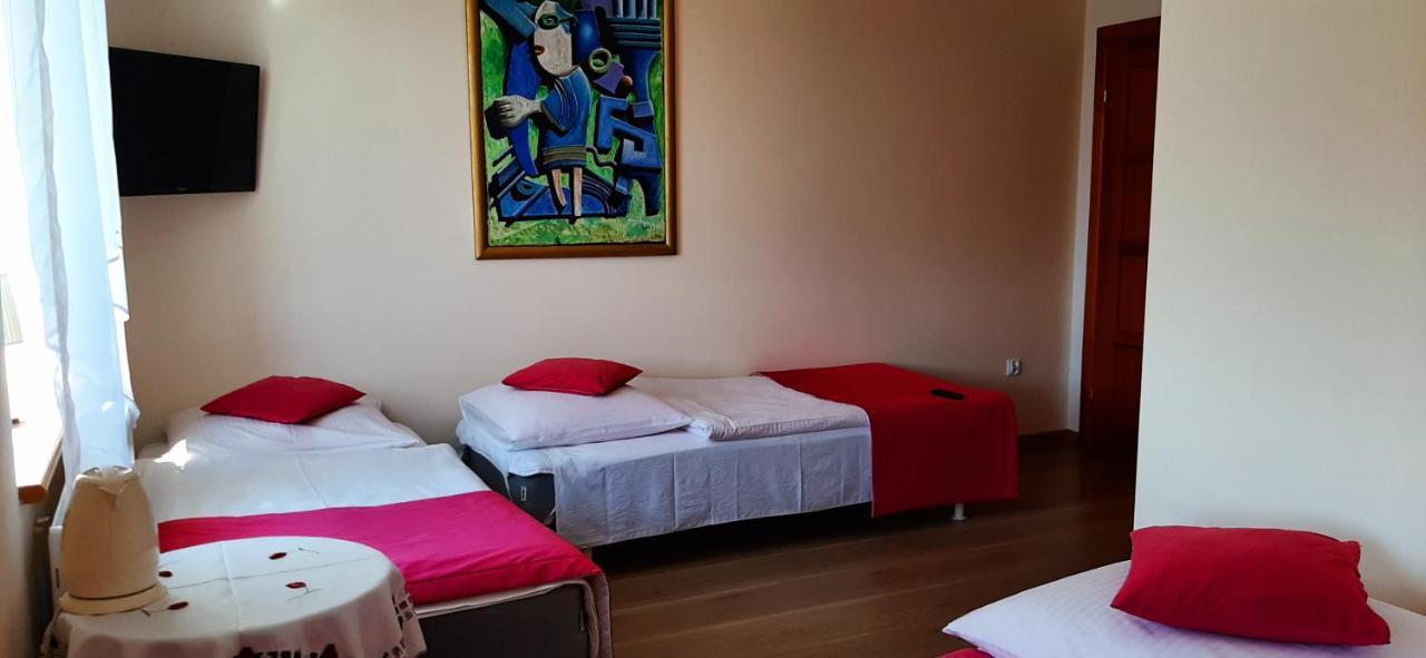 Sloneczny Dom Pokoje I Apartament Na Wynajem Leba Exteriér fotografie