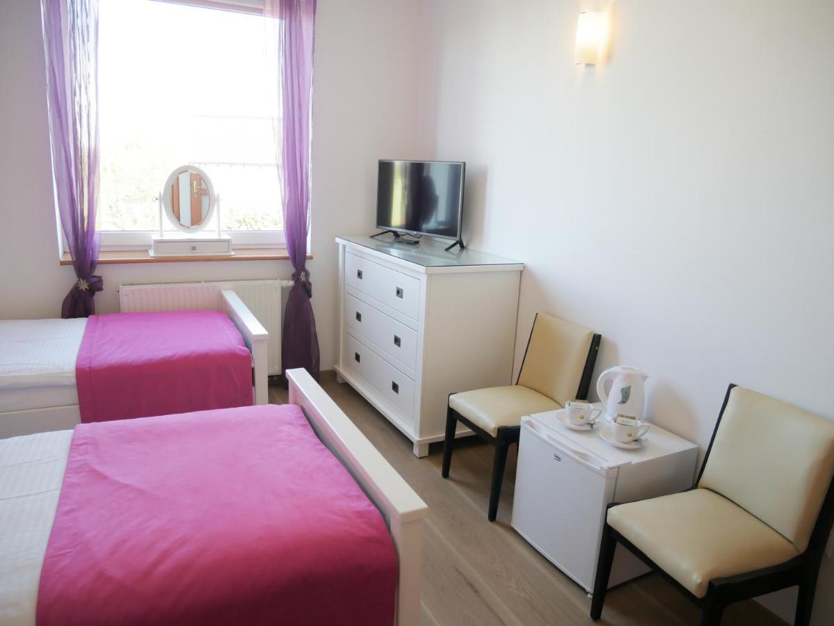 Sloneczny Dom Pokoje I Apartament Na Wynajem Leba Exteriér fotografie
